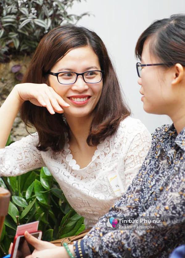 Những anh chồng amp;#34;soái caamp;#34; sát cánh cùng vợ bầu suốt 3 tiếng trải nghiệm workshop - 11