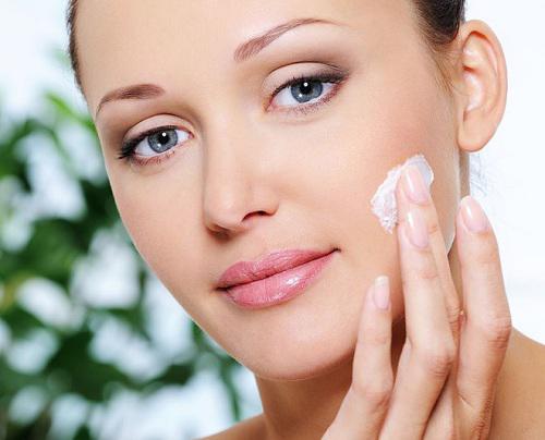 Bất ngờ trước cách trị mụn bọc chẳng tốn bao nhiêu tiền với kem đánh răng! - 4