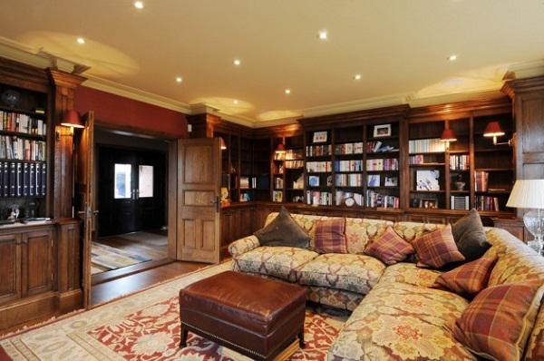 dang anh ban nha, ngoi sao bong da noi tieng vo tinh lo bi mat "dong troi" trong phong ngu - 6