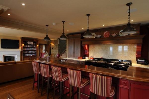 dang anh ban nha, ngoi sao bong da noi tieng vo tinh lo bi mat "dong troi" trong phong ngu - 7