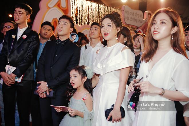 amp;#34;Bỏ rơiamp;#34; bà xã Hari Won, Trấn Thành một mình tới chúc mừng người bạn tri kỷ Trịnh Thăng Bình - 5