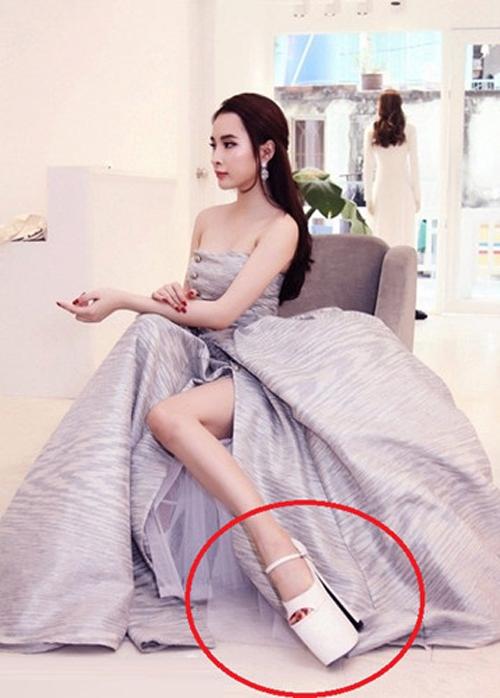 Hoa hậu Hương Giang mang giày cao 20 phân, đẹp tựa nữ thần tại sự kiện - 5