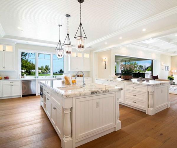 khoe anh noi that dat tien, kylie jenner bi dan mang chi trich vi vo tinh gay hai cho con - 8