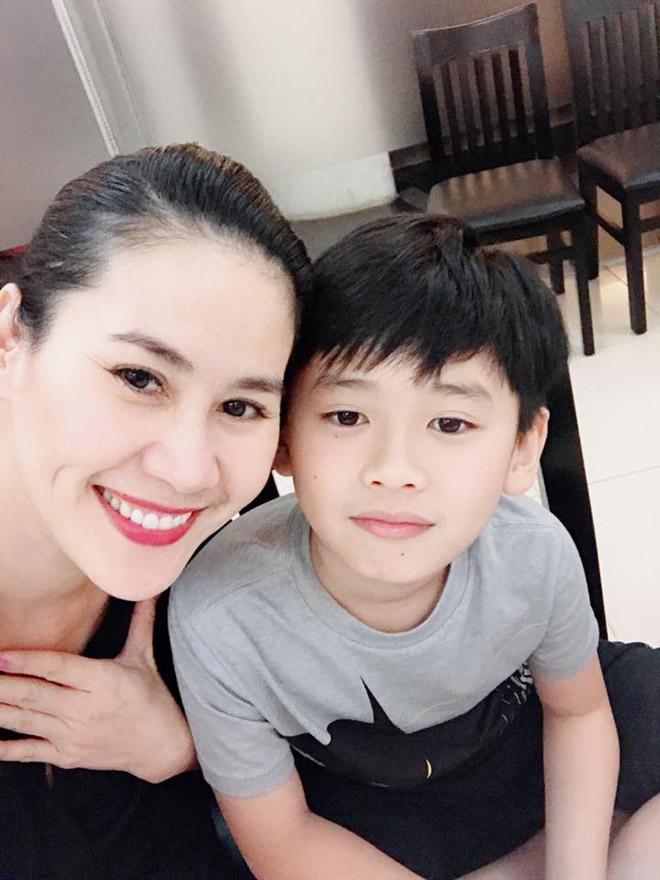 Tăng Thanh Hà, Elly Trần và các bà mẹ showbiz thấy mình thay đổi thế nào từ khi có con? - 7