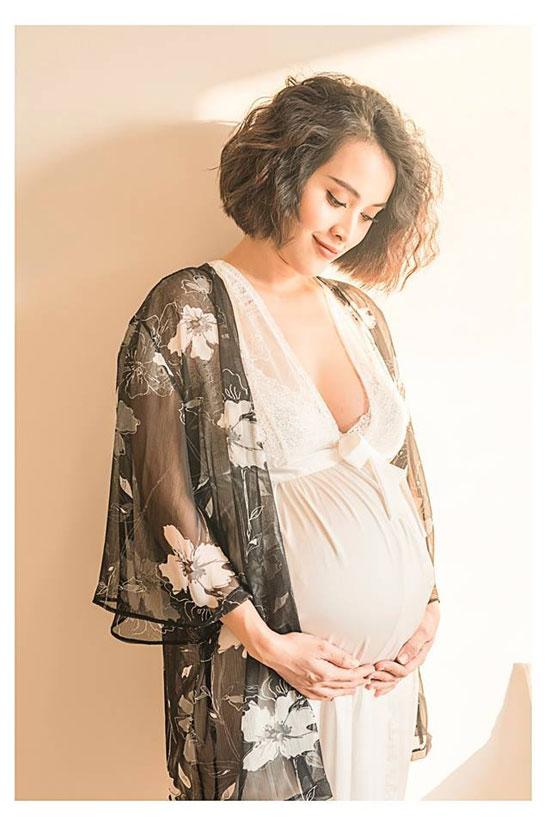 Ngắm bộ ảnh tuyệt đẹp của Văn Anh - Tú Vi trước ngày lâm bồn - 10