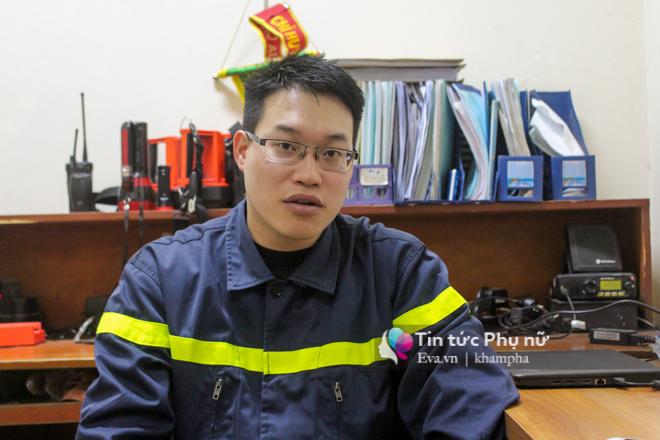 gap go nguoi linh cuu hoa voi la thu huong dan thoat hiem “chuan khong can chinh” gay sot - 1