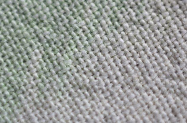 Thật không thể tin phụ nữ thời xưa phải đối phó với kinh nguyệt theo những cách amp;#34;oái oămamp;#34; này - 1