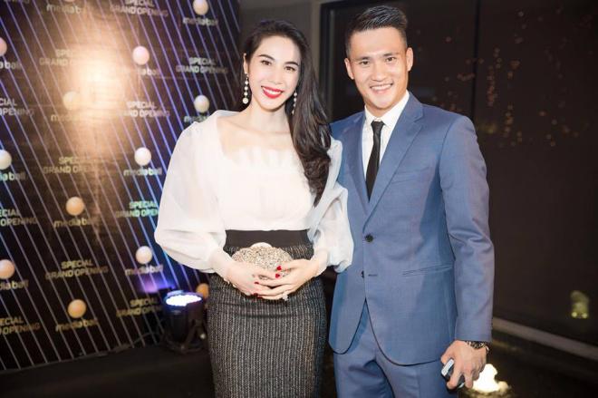 Hiếm hoi mới thấy Công Vinh bày tỏ tình yêu với Thủy Tiên trên mạng xã hội - 3