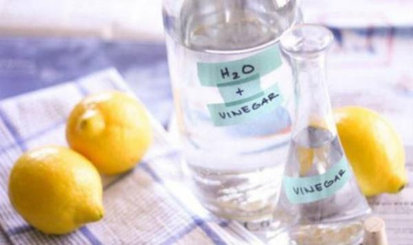 mang ao o vang dun cung 3 lat chanh, me tre khien con “tron mat” khi thay thanh pham - 3