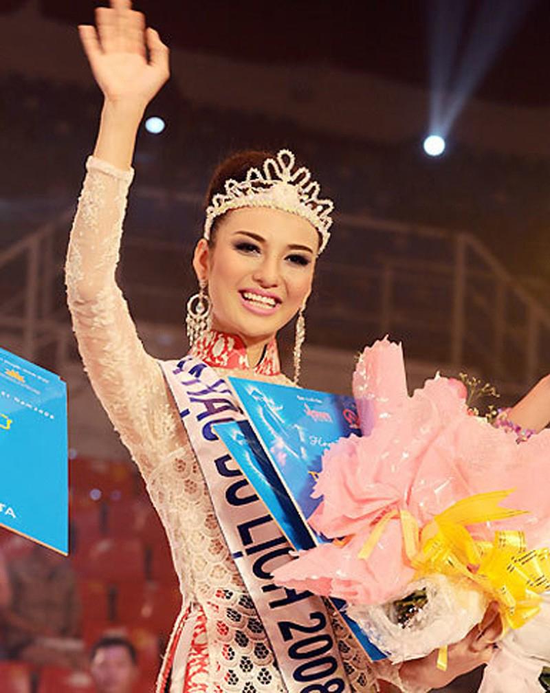Năm 2008, cuộc thi Hoa hậu du lịch Việt Nam lần đầu tiên được tổ chức tại Việt Nam. Trải qua nhiều vòng tranh tài, Phan Thị Ngọc Diễm đã đoạt vương miện cuộc thi.
