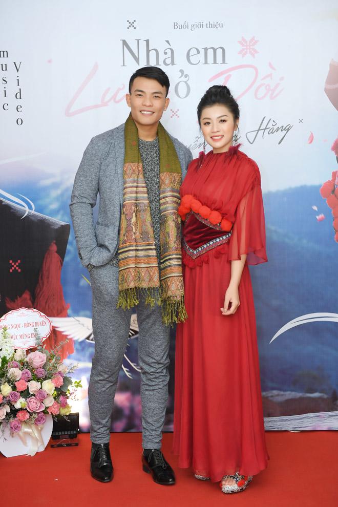 Sao Mai Thu Hằng ra mắt MV đẹp hoàn hảo về vùng Tây Bắc “Nhà em ở lưng đồi” - 4