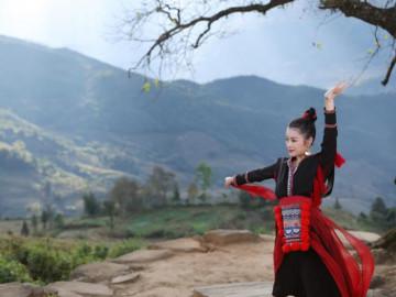 Sao Mai Thu Hằng ra mắt MV đẹp hoàn hảo về vùng Tây Bắc Nhà em ở lưng đồi