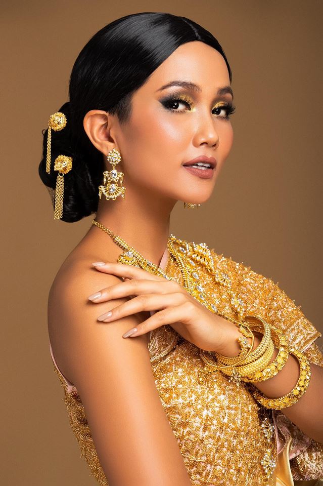 Sở hữu nhan sắc nữ thần, thế nhưng H’Hen Niê cũng không thể đẹp nổi với màu son này - 10