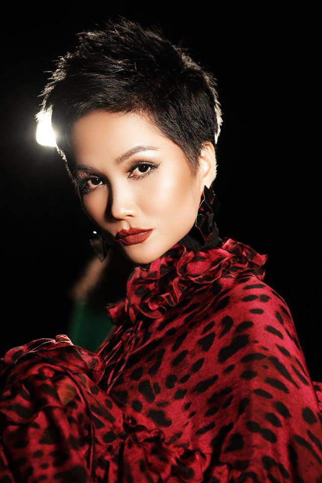 Sở hữu nhan sắc nữ thần, thế nhưng H’Hen Niê cũng không thể đẹp nổi với màu son này - 2