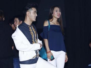 Sau đám cưới lãng mạn, bắt gặp cảnh vợ Ưng Hoàng Phúc đánh phấn cho chồng trong hậu trường