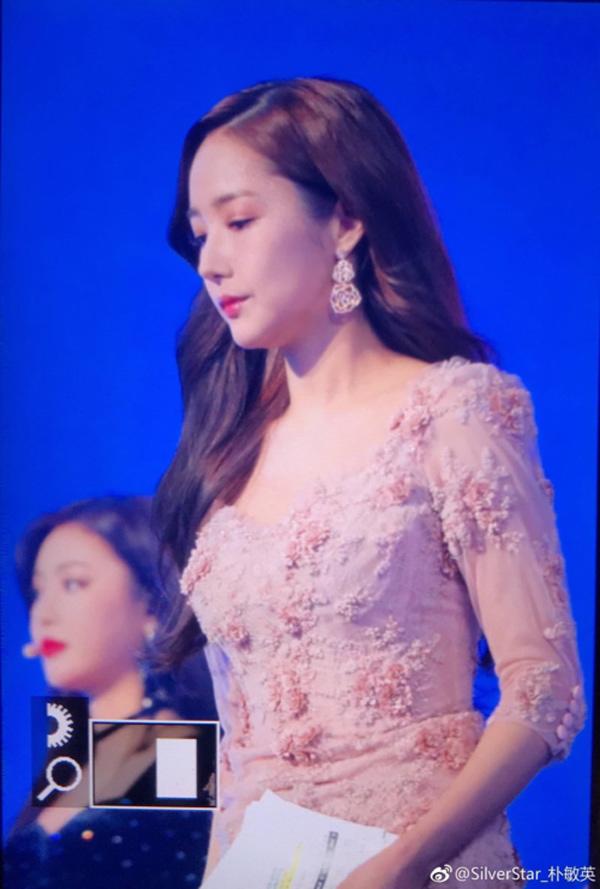 Dù chẳng phải nhân vật chính nhưng amp;#34;siêu phẩm thẩm mỹamp;#34; Park Min Young vẫn khiến fan mê muội - 4