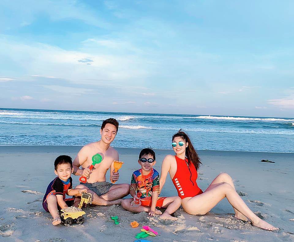 lay chong noi tieng, ba xa dang khoi bo nghiep mau lam me toan thoi gian, gio the nao? - 9