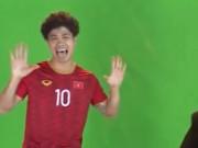 Clip Eva - Cười ngất với cách tạo dáng chụp ảnh "không giống ai" của Công Phượng