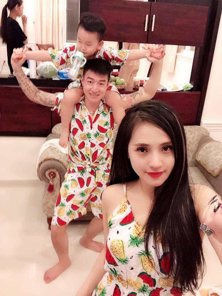 9x vien man vi chong gianh cham con, lam "chuyen ay" nong nhiet ngay 1-2 lan bat ke sang toi - 9