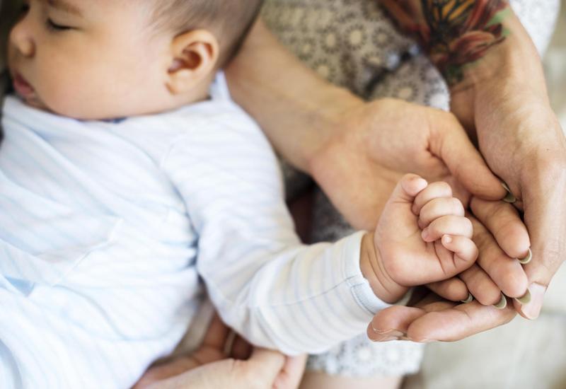 Lớn lên, bé không những thành tài mà còn hiếu thảo giúp bố mẹ có cuộc sống an nhàn, thảnh thơi.


