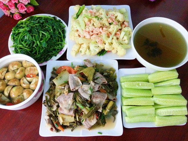 bua toi quyet dinh tuoi tho? chuyen gia dinh duong: bua toi lanh manh, khong the pham bon sai lam - 6