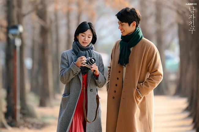 Fan amp;#34;ăn vạamp;#34; phim quá hoang đường: Song Hye Kyo đắm đuối hôn tình trẻ nhưng không amp;#34;ân áiamp;#34; - 6