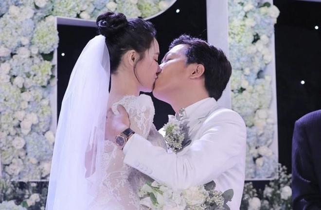 Lời tâm sự xúc động của sao Việt trong lễ cưới: Trường Giang, Ưng Hoàng Phúc xứng đáng điểm 10 - 2