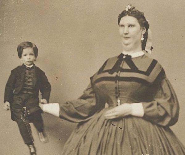 co 'co be' rong nhat the gioi, nguoi phu nu duoc tung ho, nu hoang tang ca vay cuoi - 3