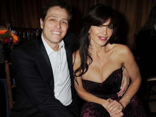 Tiết lộ tính cách đào mỏ của kẻ thứ 3 chia rẽ vợ chồng tỷ phú giàu nhất thế giới