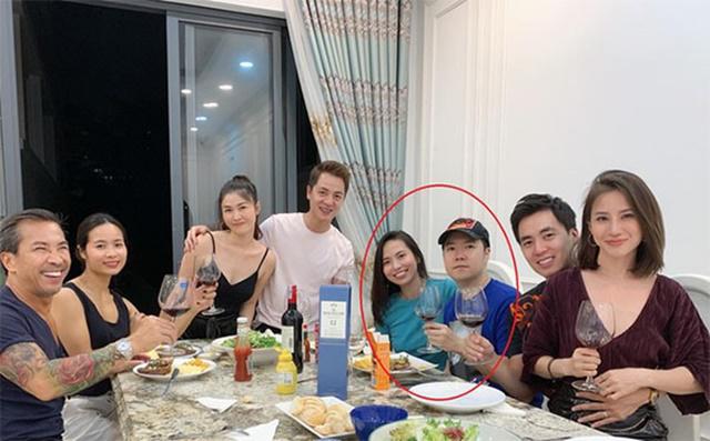 Bấy lâu nay giấu kín như bưng, hóa ra vợ Lê Hiếu có làn da nâu, khuôn miệng rộng và… - 8