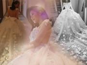 Thời trang - Lấy chồng doanh nhân, hotgirl đình đám một thời Vbiz diện váy cưới 999 đoá hoa hồng độc đáo!