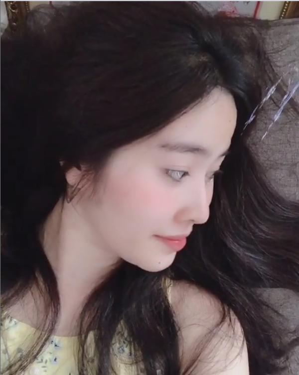 Tự quay clip, tự khen mình amp;#34;đẹp dữamp;#34;, lần này Nam Em thật sự không còn lố nữa rồi - 6