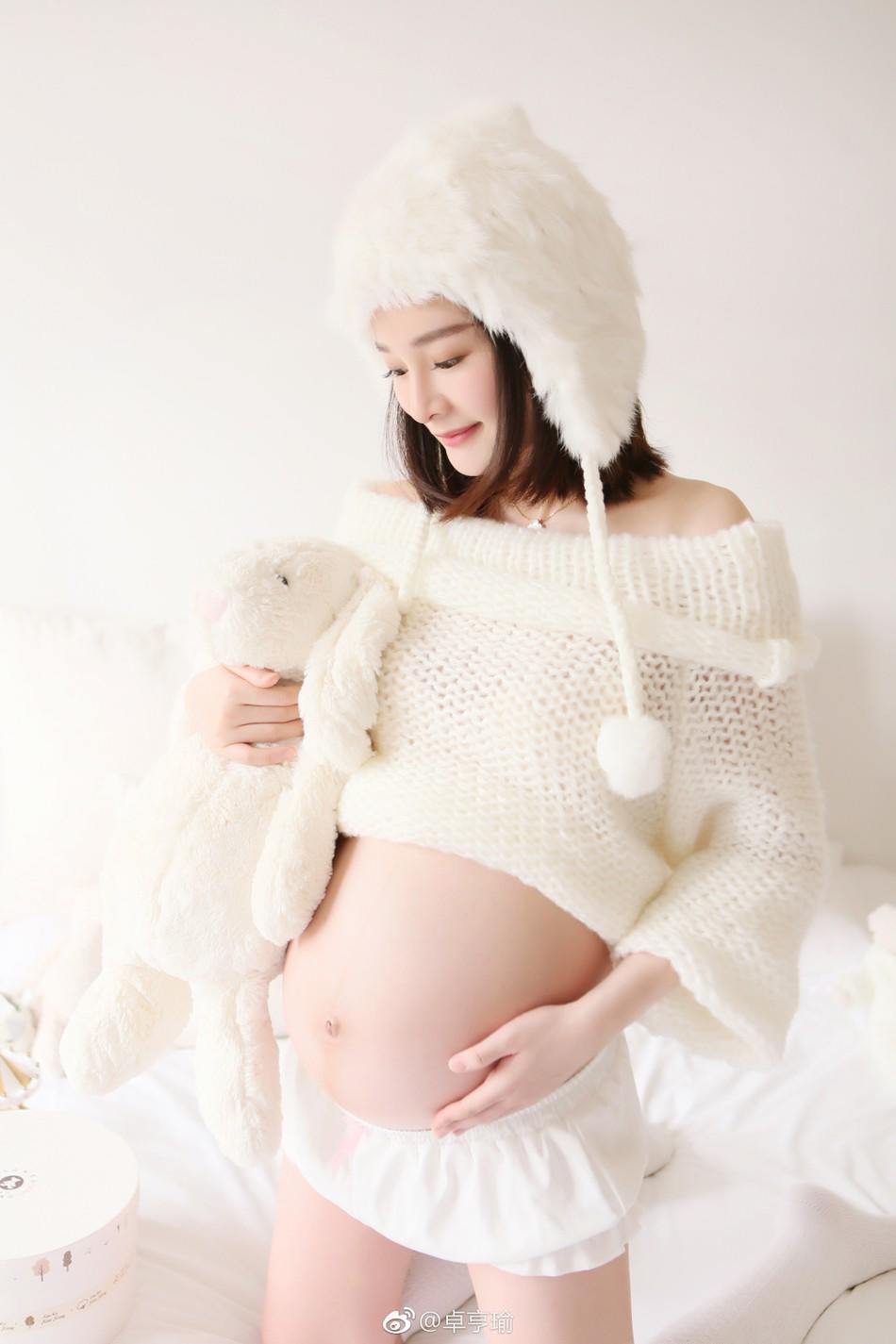 amp;#34;Gái xấuamp;#34; mất 6 năm dao kéo giống Dương Mịch 99%, khi sinh con ra tất cả ngỡ ngàng - 7