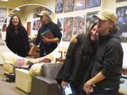 Giải trí - Ngôi sao 24/7: Đáng ngờ cử chỉ của Châu Tinh Trì và Trương Bá Chi sau khi tin ADN lộ