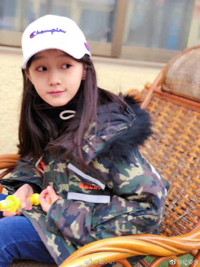 Con gái Triệu Vy lớn khác lạ ở tuổi lên 8 và sự thật được amp;#34;phơi bàyamp;#34; - 3