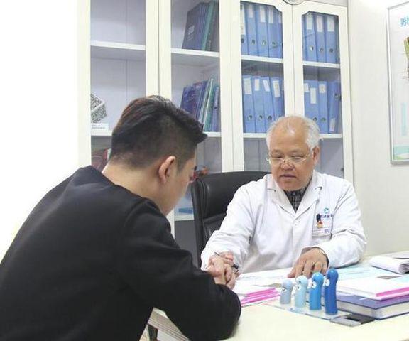 Miệng cậu bé bốc mùi như táo thối vì kiểu ăn uống tai hại dẫn đến mắc bệnh nghiêm trọng - 2