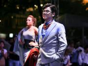 Giải trí - Sao Việt 24h: Sự cố "dở khóc dở cười" của nghệ sĩ Thành Lộc khi đi ăn cưới