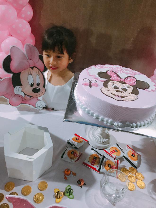 Mới ngày nào được bố công khai, giờ con gái Ưng Đại Vệ đã lớn xinh thế này! - 3