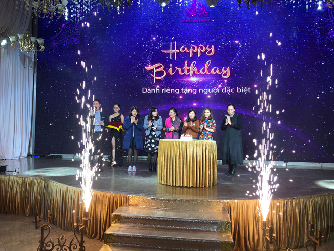 NSƯT Trịnh Kim Chi trẻ như “đôi mươi” tại sự kiện khủng của TMV R’meilan - 3