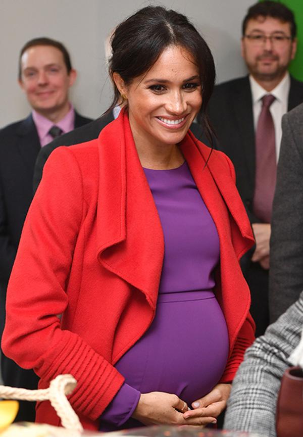 Cư dân mạng điên cuồng amp;#34;săm soiamp;#34;, tung thêm bằng chứng công nương Meghan mang thai giả - 1