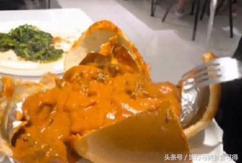 Ổ bánh mì làm từ 20 con cua giá hơn 1 triệu đồng, nhưng cắt ra thực khách amp;#34;chết lặngamp;#34; - 4