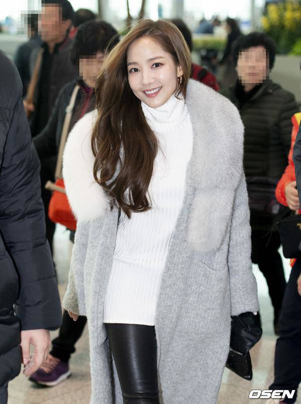 Ngôi sao 24/7: U40 bị hỏi amp;#34;bao giờ lấy chồngamp;#34; và lời đáp của Hoa hậu Hàn đẹp nhất TG - 6