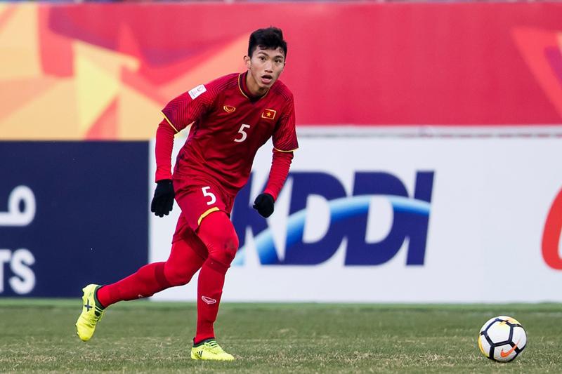 Trong trận đấu với Jordan, các cầu thủ Việt Nam đã xuất sắc giành chiến thắng, mang lại vinh quang cho nước nhà, trong đó, phải kể đến cầu thủ chơi hay nhất là Đoàn Văn Hậu.
