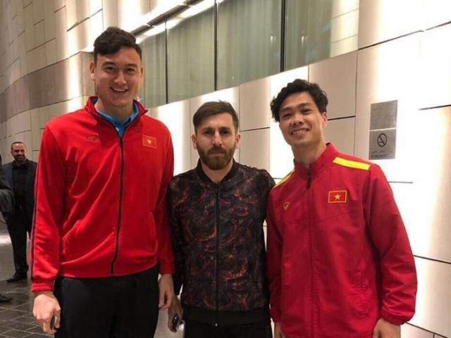 Việt Nam thắng Jordan, Công Phượng bất ngờ nhắc đến người bạn đặc biệt, háo hức chào đón tuổi mới