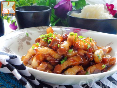 Cần gì sơn hào hải vị, nấu 6 món thịt ba chỉ này cũng đủ amp;#34;đánh bayamp;#34; cả nồi cơm - 2