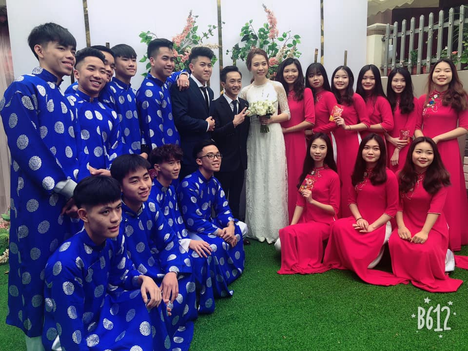 Đàm Thu Trang diện áo dài, khoe chiều cao bên ông xã amp;#34;tí honamp;#34; Cường Đô La trong đám hỏi - 8