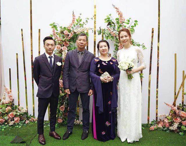 Không phải xanh hay đỏ, trắng mới là gam màu được nhiều mỹ nhân lựa chọn trong ngày cưới - 1