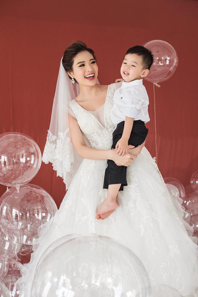 tay trang lam me don than, "hoa hau to tinh voi lam tay" tiet lo cuoc song hien tai - 2