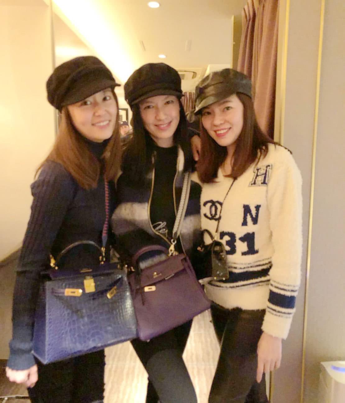 Dắt Hoắc Kiến Hoa đi gặp bạn bè nhưng gây chú ý nhất là hội chị em Lâm Tâm Như - 1