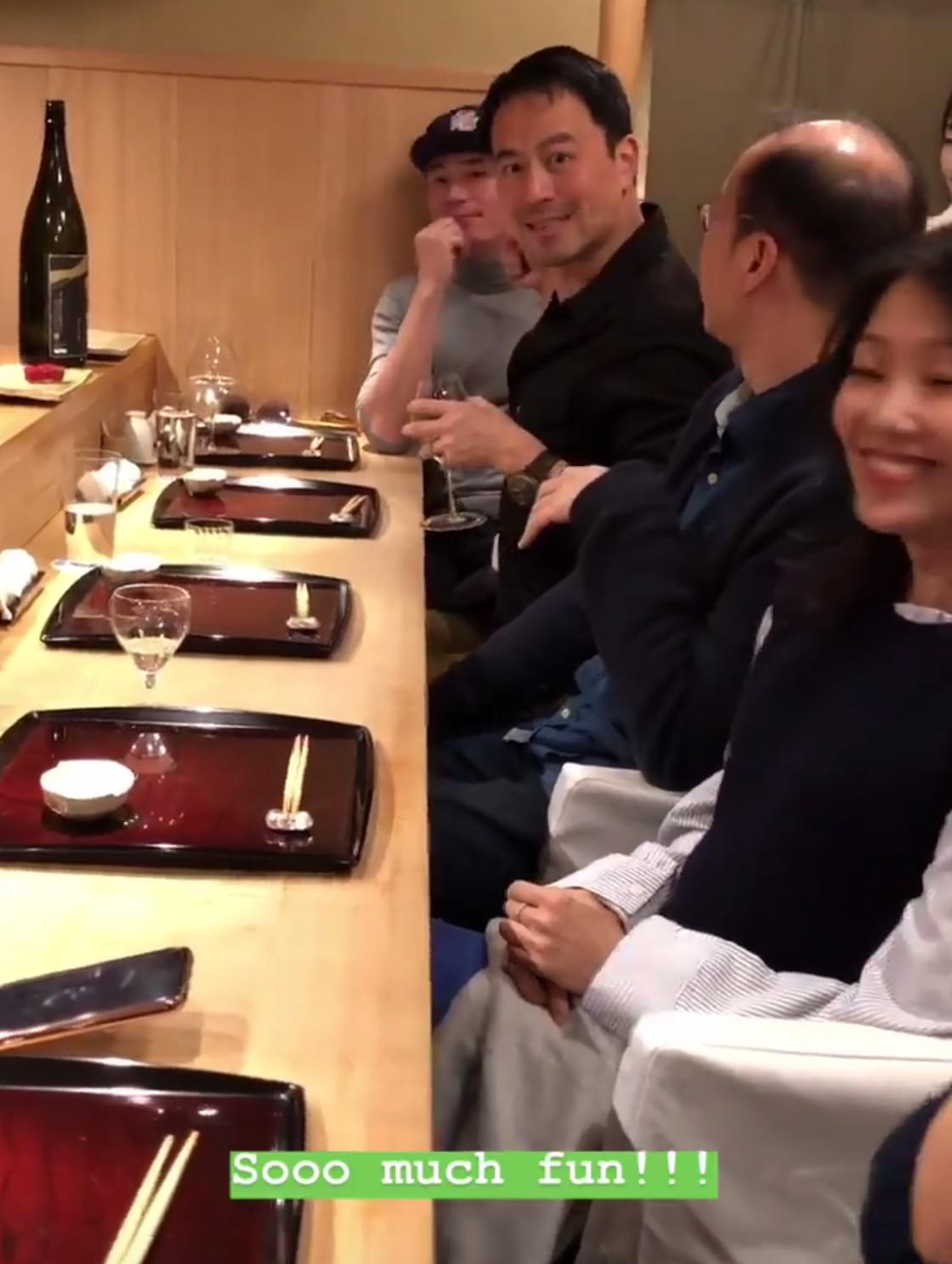 Dắt Hoắc Kiến Hoa đi gặp bạn bè nhưng gây chú ý nhất là hội chị em Lâm Tâm Như - 7